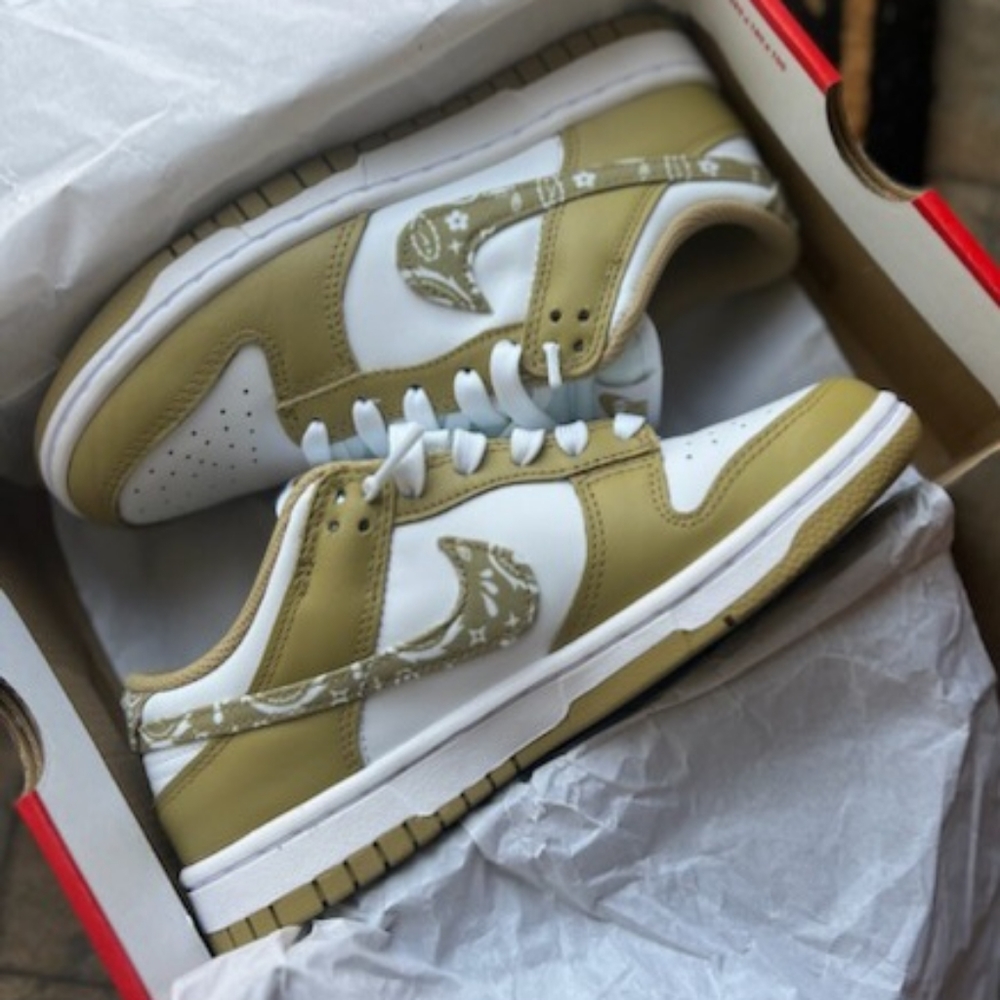 2022 Dunk Low Barley Parsley